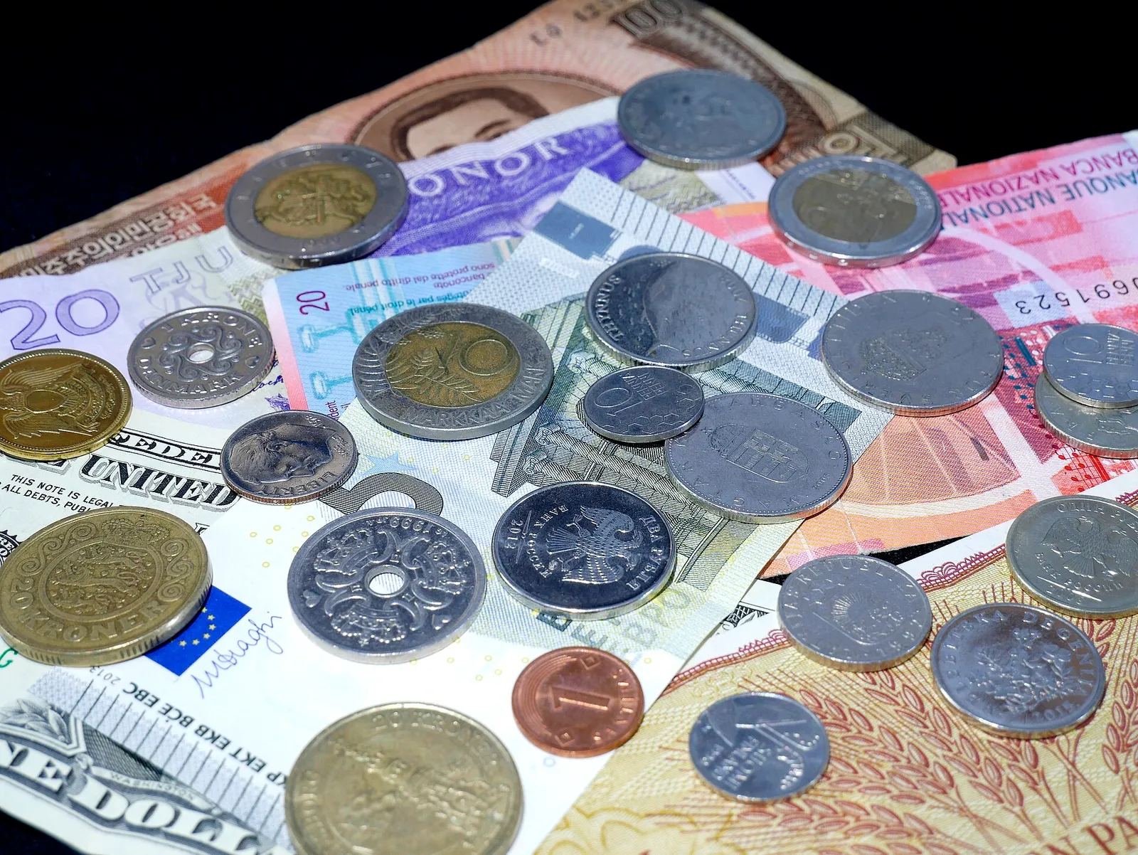 Cash banknotes (file image)