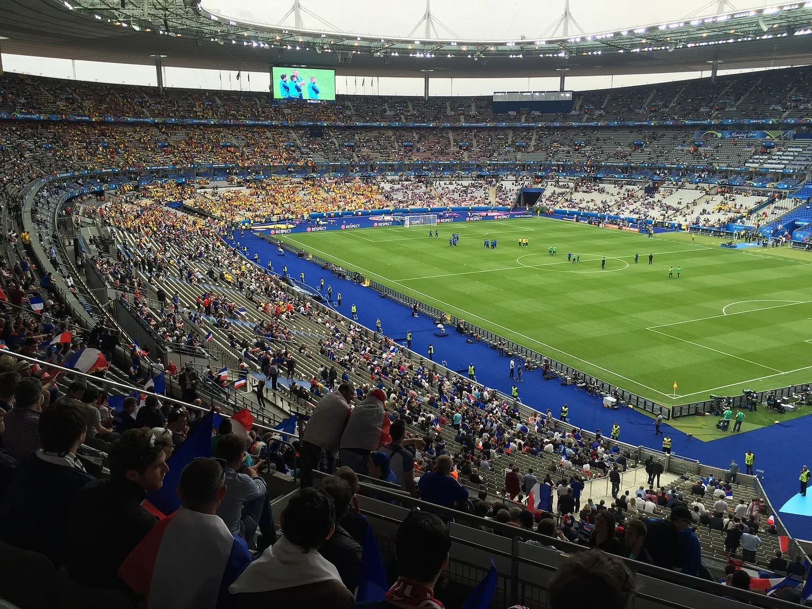 France play at a packed Stade de France (file image, Euro 2016)