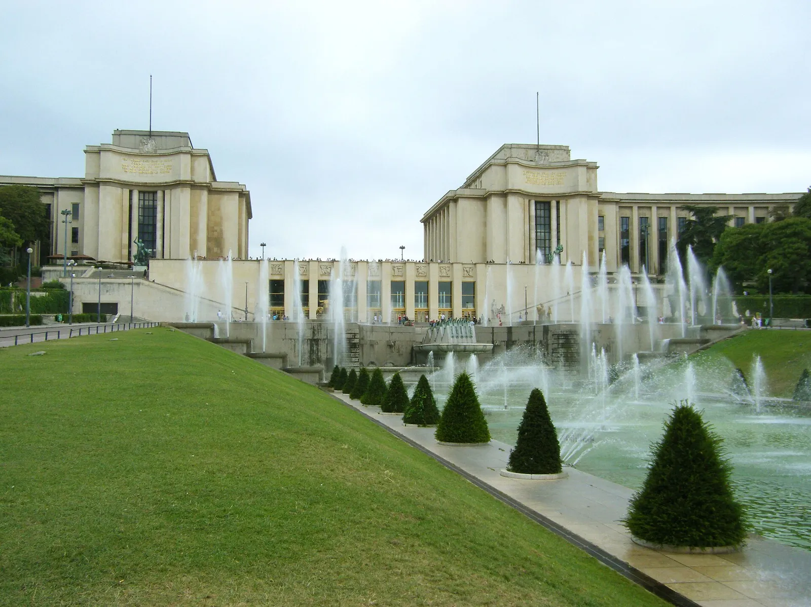 The Trocadéro fountains in Paris