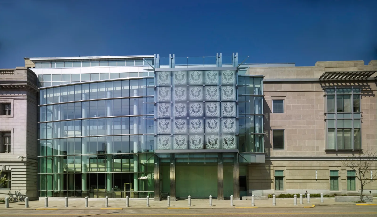 A United States federal courthouse
