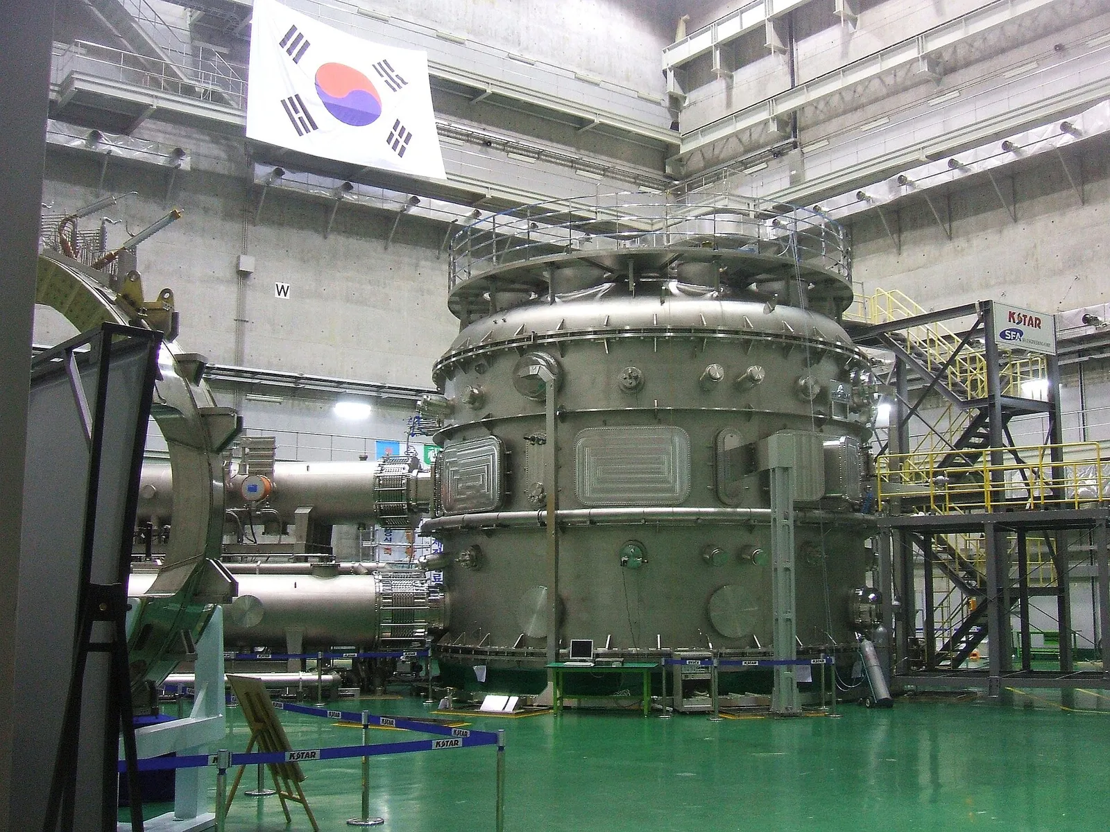 A fusion research reactor (file photo)