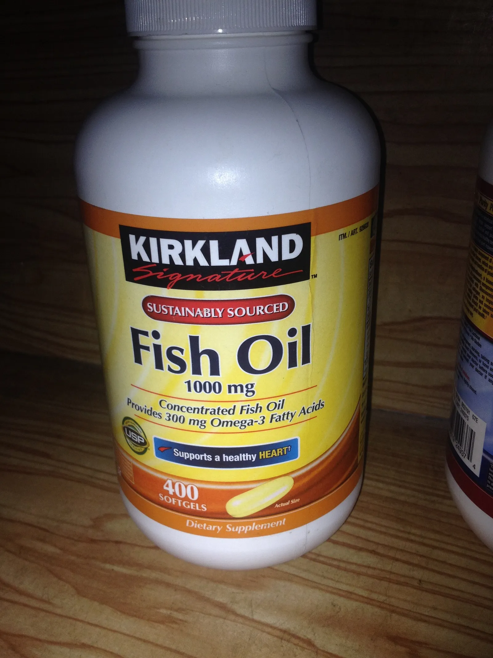 Fish oil capsules