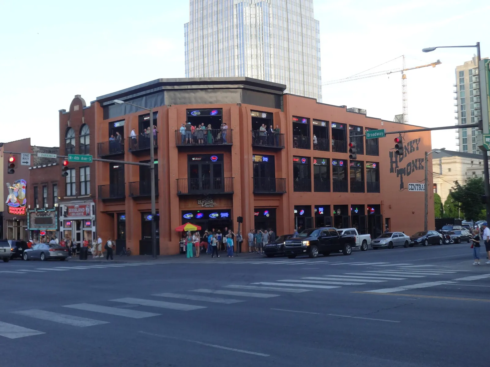 A honky-tonk bar on Broadway in Nashville, Tennessee